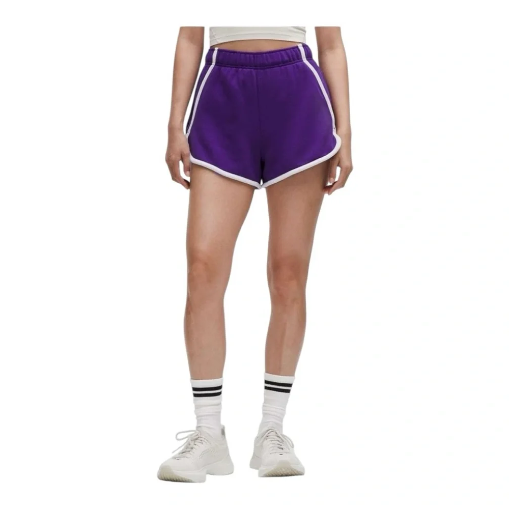 Lululemon Scuba MR Oversized Short 3" *Trim, College Purple Light Ivory Multi - Picture 1 of 10